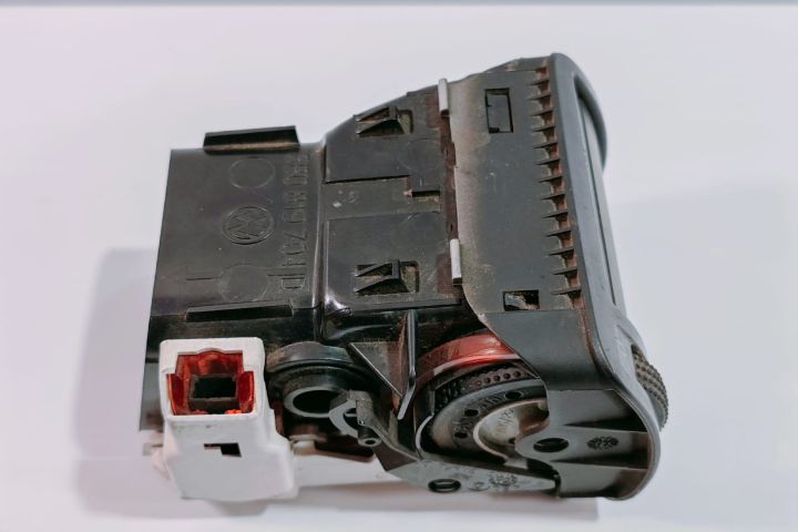 Grila Ventilatie  3B0819704D Volkswagen VW Passat B5.5 (facelift) ser