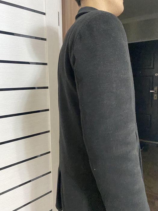 продам мужское пальто