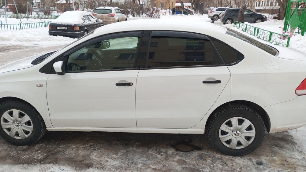 Поло 2011 года выпуска