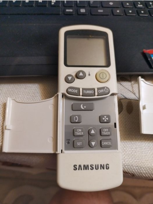 Telecomanda aer condiționat Samsung