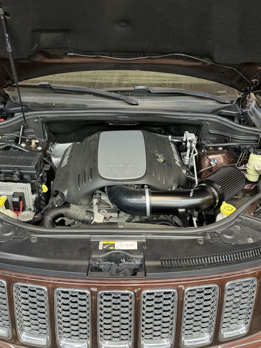 Интейк за Jeep grand cherokee 5.7