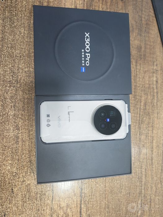Vivo X 300 Pro 12_255 Gb