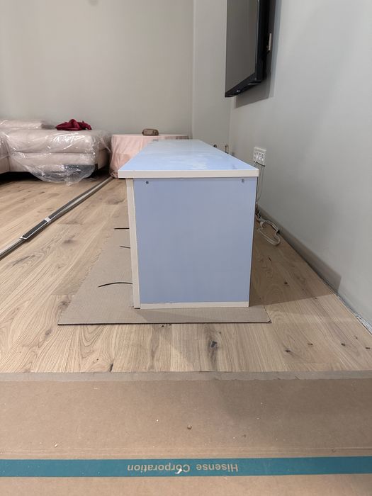 Нов бял ТВ шкаф от МДФ