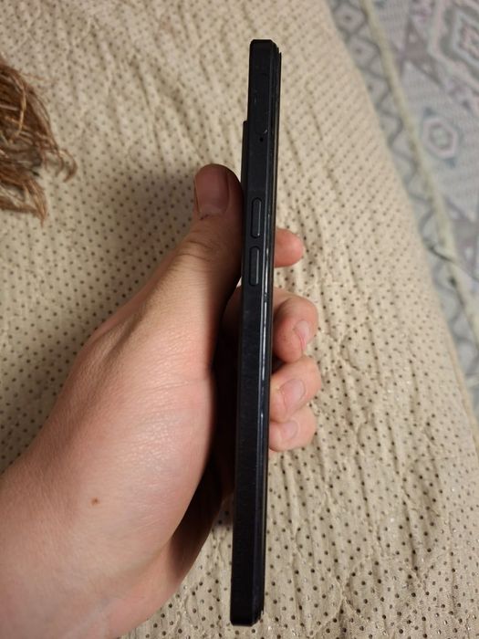 Oppo Reno 7 отличном состоянии