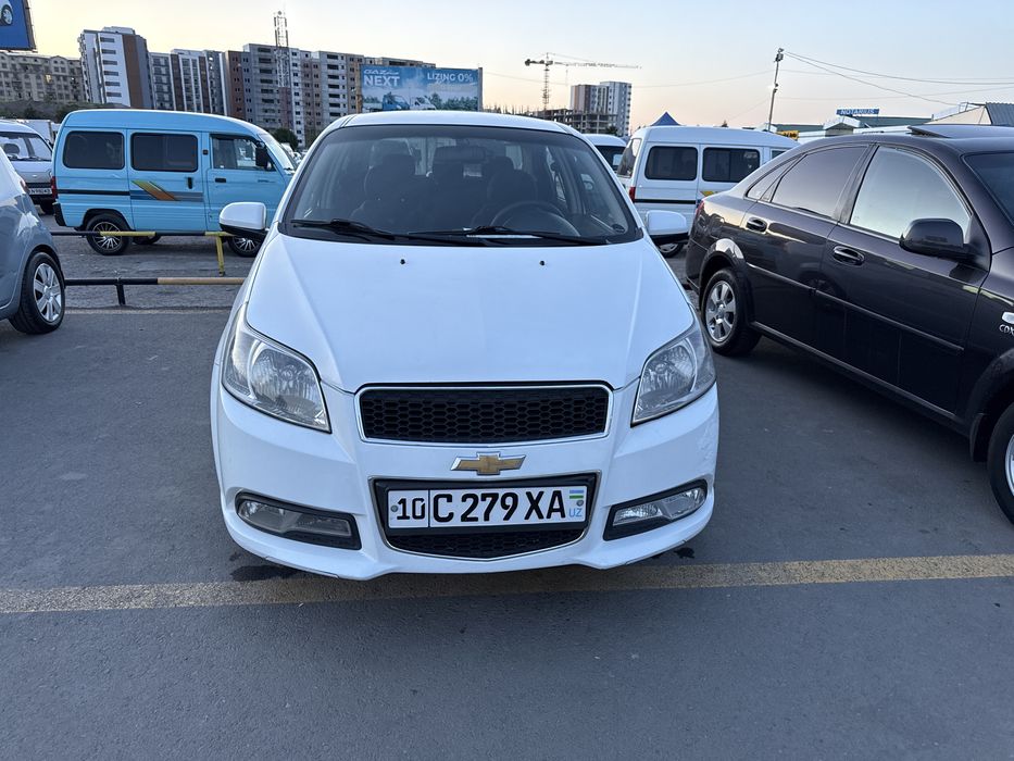 Nexia 3 aftomat srochna sotiladi benzin gaz