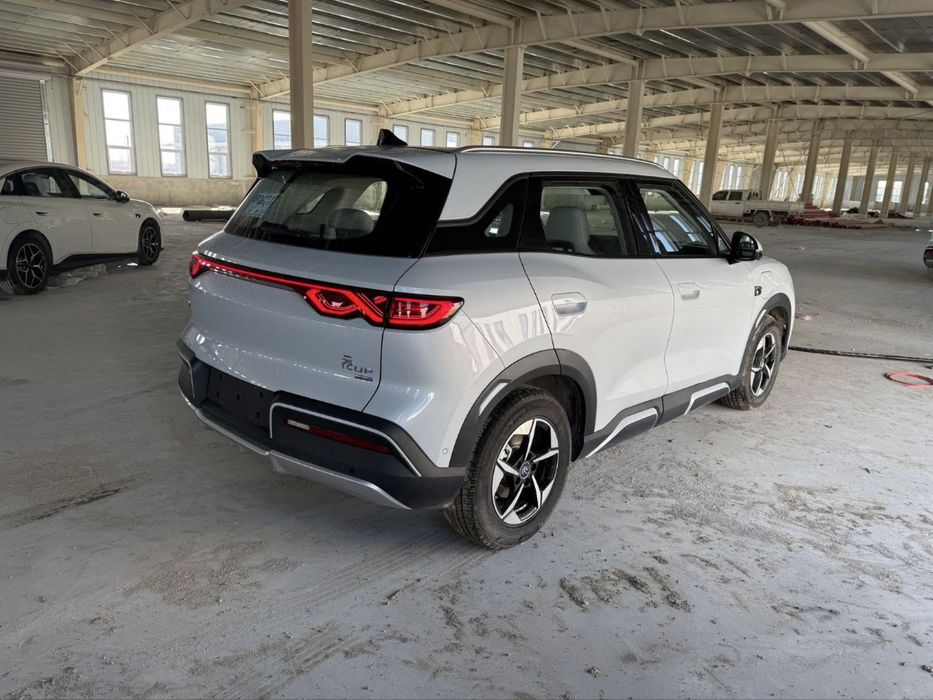 BYD Yuan Up 2025 — 3