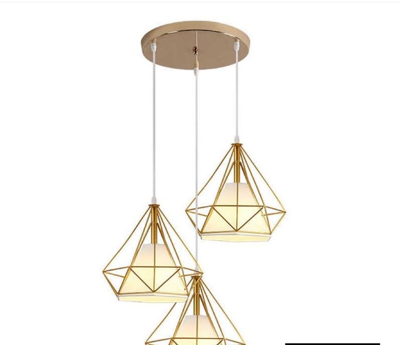 Продам люстры в отличном состоянии