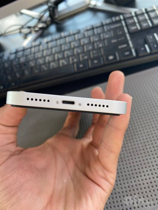 iPhone 11 17pro Qilingan