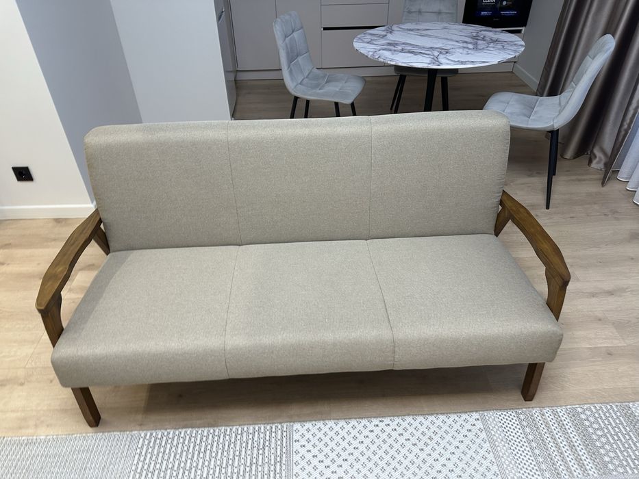 Продаю новый диван.