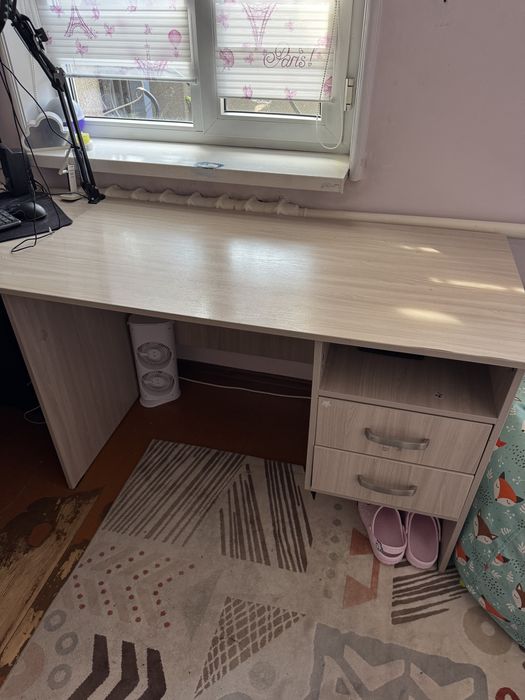 Продам компьютерный стол