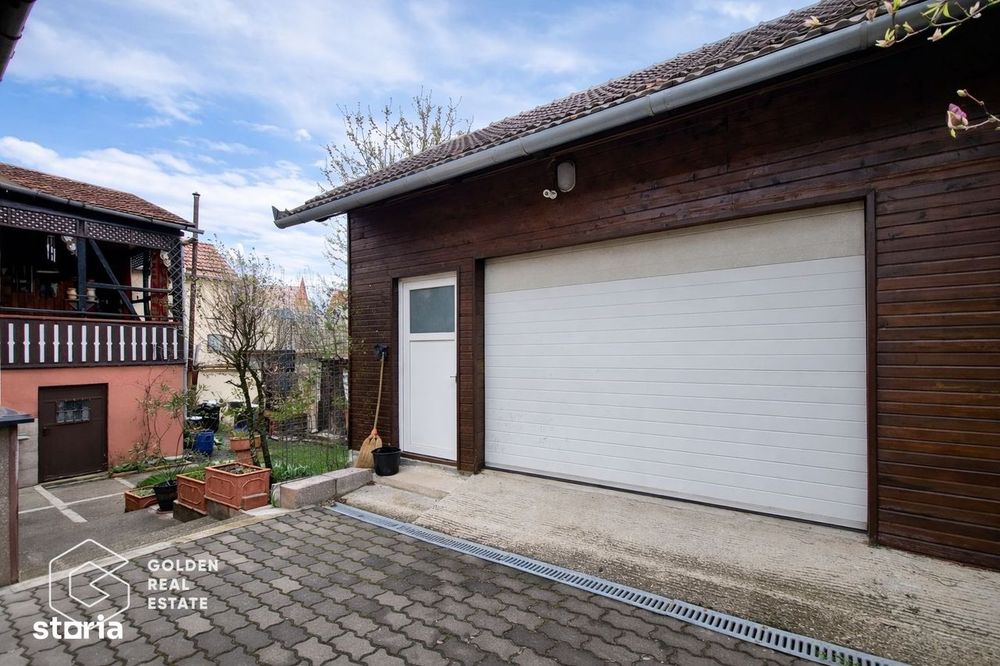 Casa D+P, cu piscina si teren 680 mp, Lipova, comision 0%
