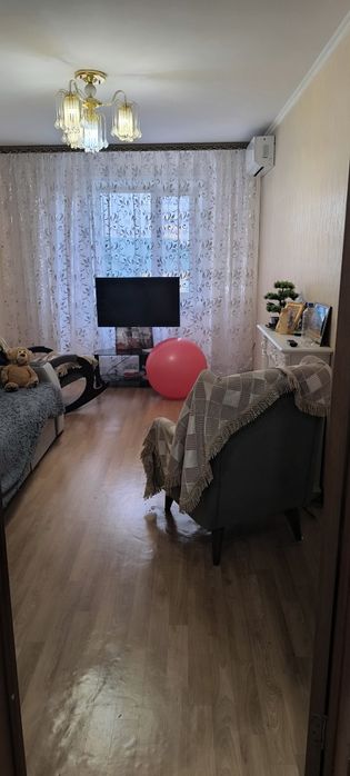 4 комнатная в 7 микрорайоне
