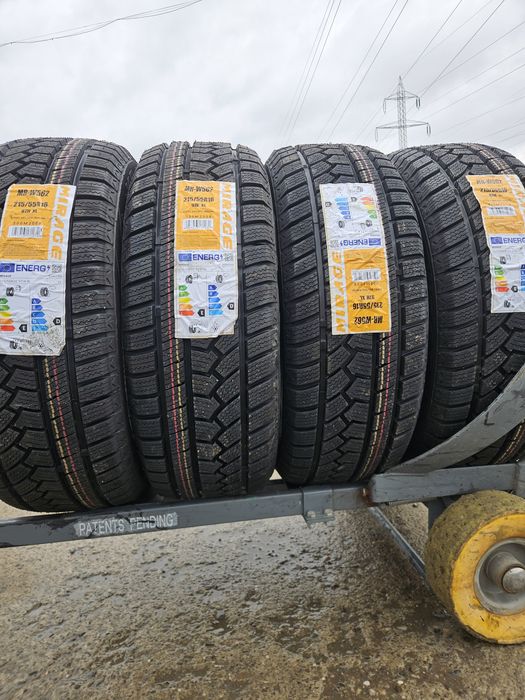 Vând anvelope iarna 215/55/16 215/55r16 Mirage
