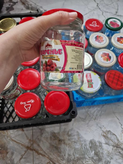 Продаются банки стеклянные