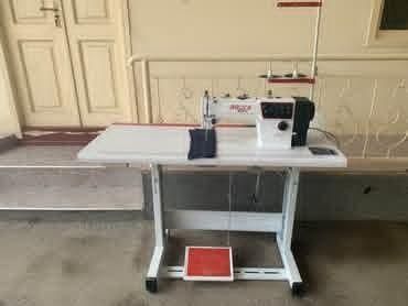 Tikuv mashinasi sotiladi narxi kelishiladi