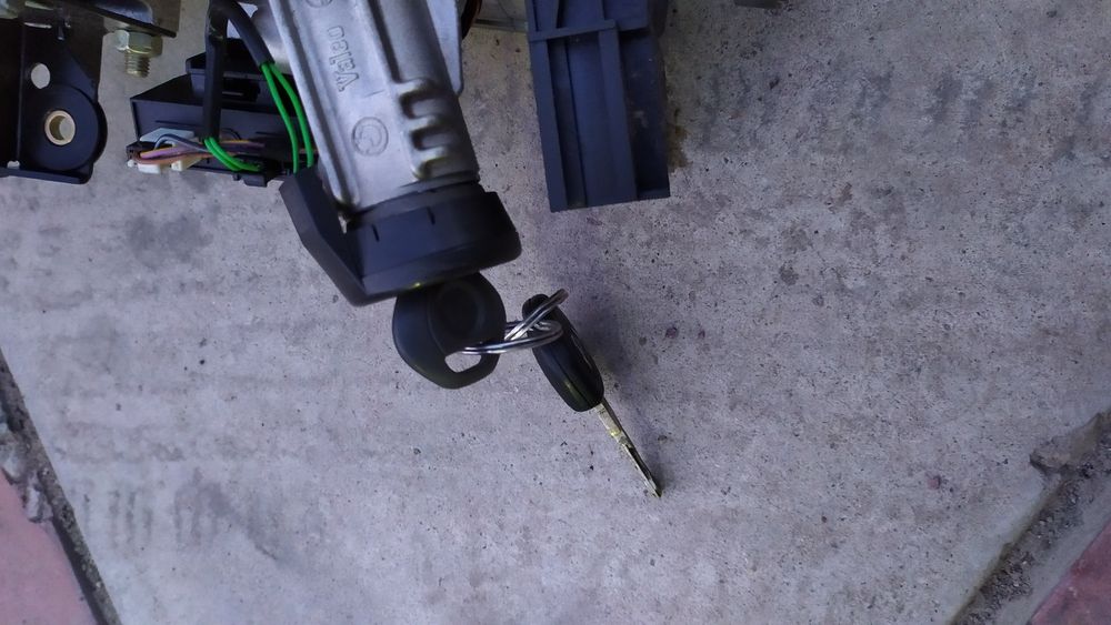 Замок зажигания на БМВ е34