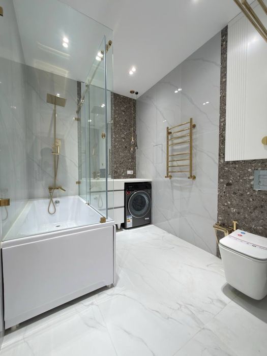 Продается 2в3 комнатная квартира,ЖК Акай Сити,Дархан,74м2