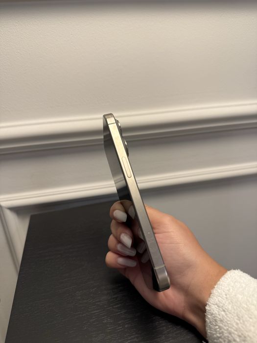 Iphone 15 PRO Titanium