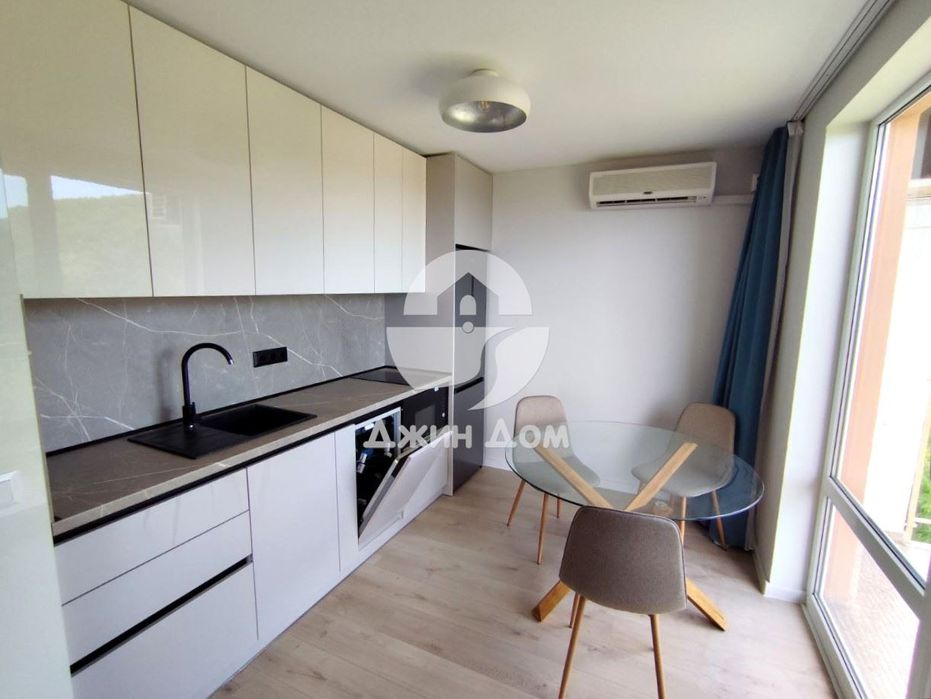 Двустаен апартамент с ПАНОРАМА МОРЕ в к-с „Краун Форт Клуб“, Св. Влас