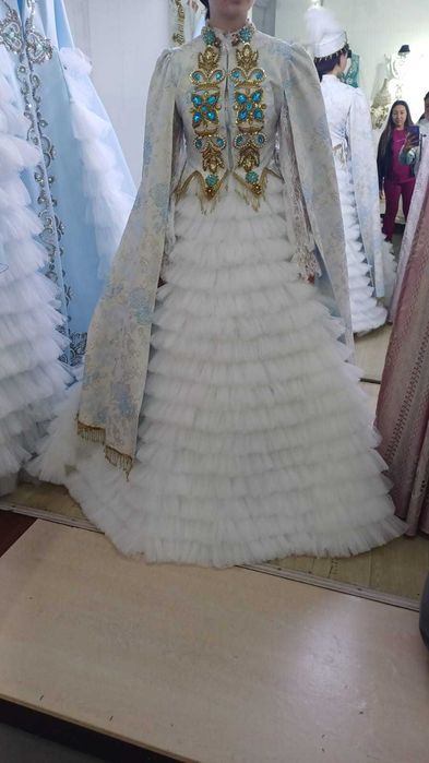 Продам платья кыз узату