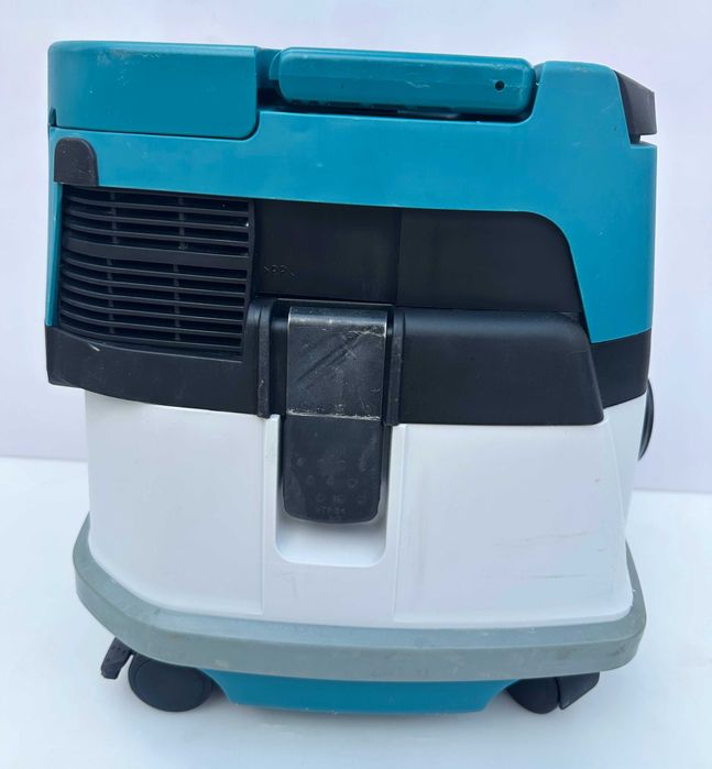 Makita DVC862L - Безчеткова прахосмукачка за сухо и мокро почистване