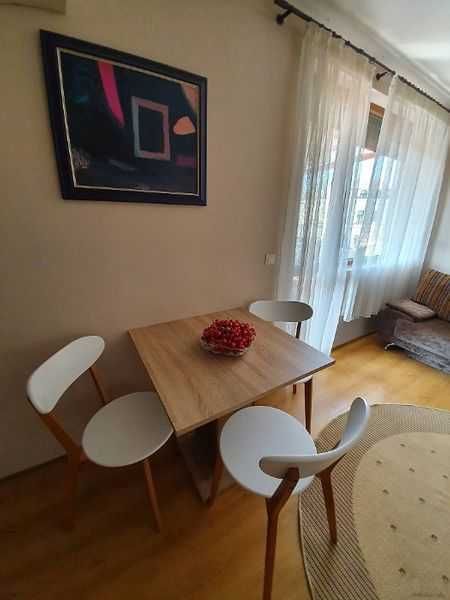 Двустаен имот в Хладилника