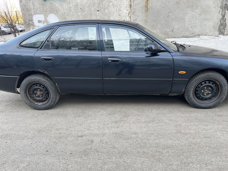 Машина мазда кроносс