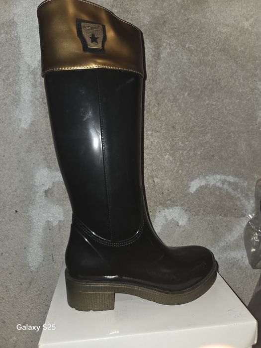 Обувки естествена кожа 35 , 36, 37 рр