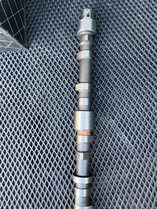 Продам распредвал на экскаватор погрузчик JCB