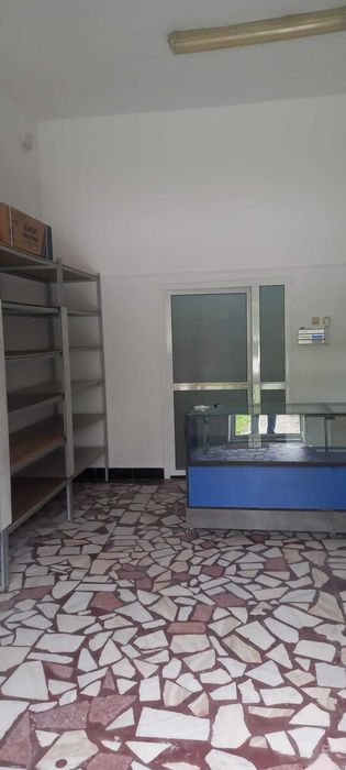 Închiriez Spațiu Comercial Parter