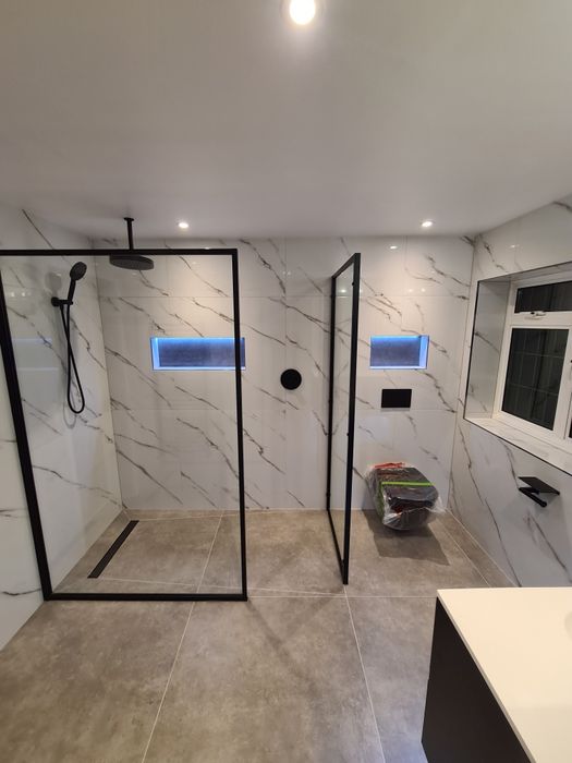 Firma constructi amenajări interioare