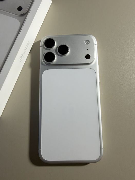 Iphone 17 pro max 256gb