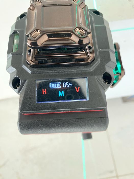 Самонивелиращ Акумулаторен Лазерен Нивелир Milwaukee Милуоки 3D , 4D