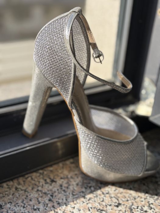 Sandale cu platforma, toc 13 cm, masura 37