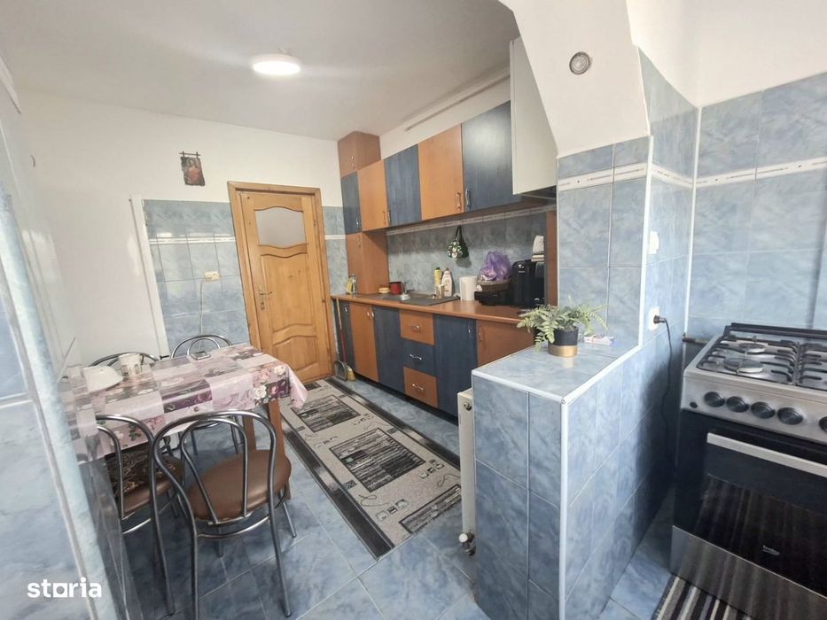 Apartament 2 camere | Str. Petuniei, Codlea | Etaj 2 — fotografia 3