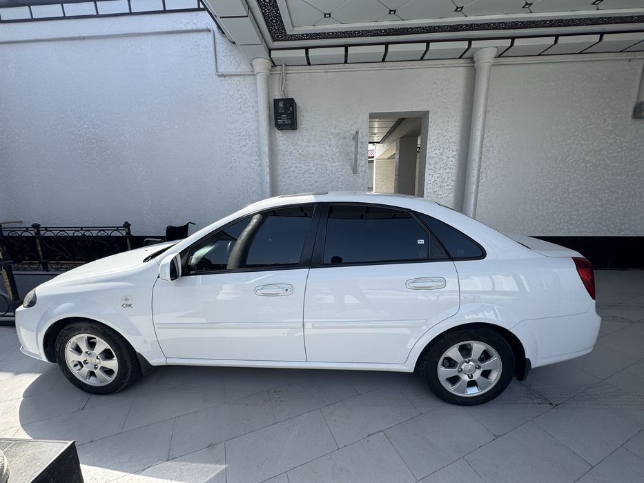 Jentra 2018 avtomat metan