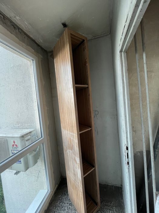 Ниска секция с четири шкафа