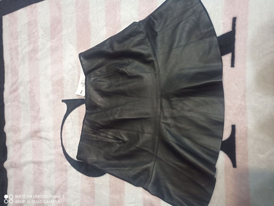 Only-нова кожена пола-M,L