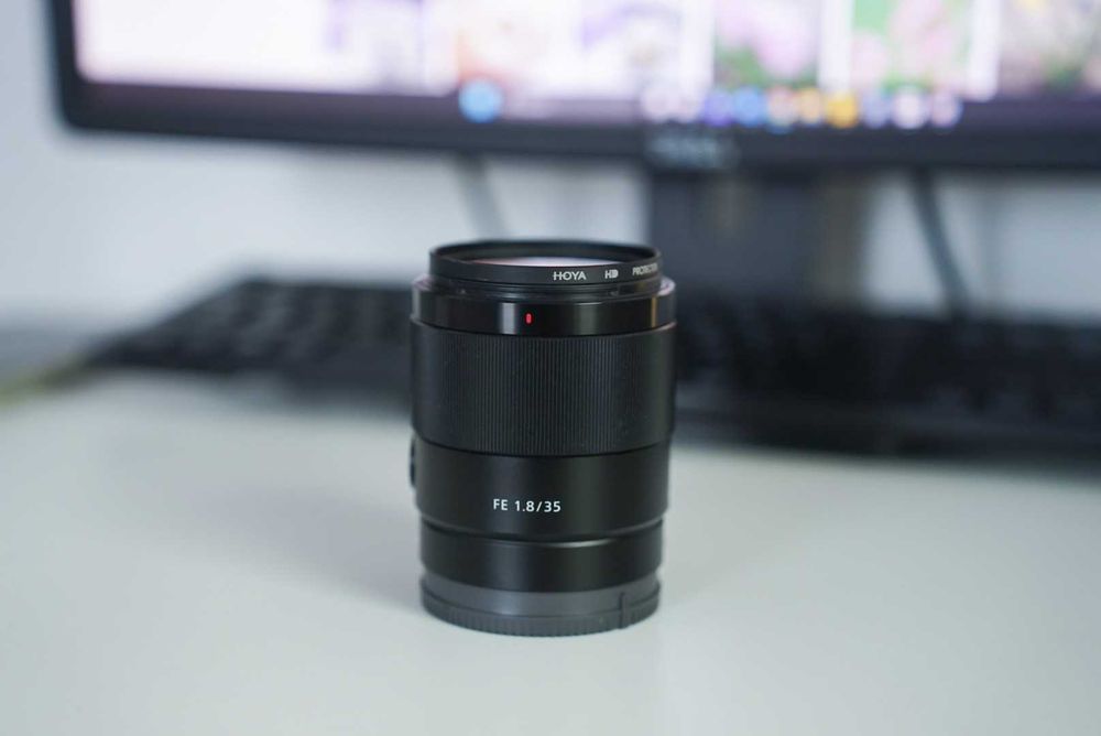 Cameră Sony Alpha 7 II Full Frame + Obiectiv Sony FE 50mm F1.8 + Obiectiv Sony FE 35mm F1.8 / 48k declansari