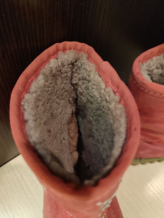 Продам угги детские рр29