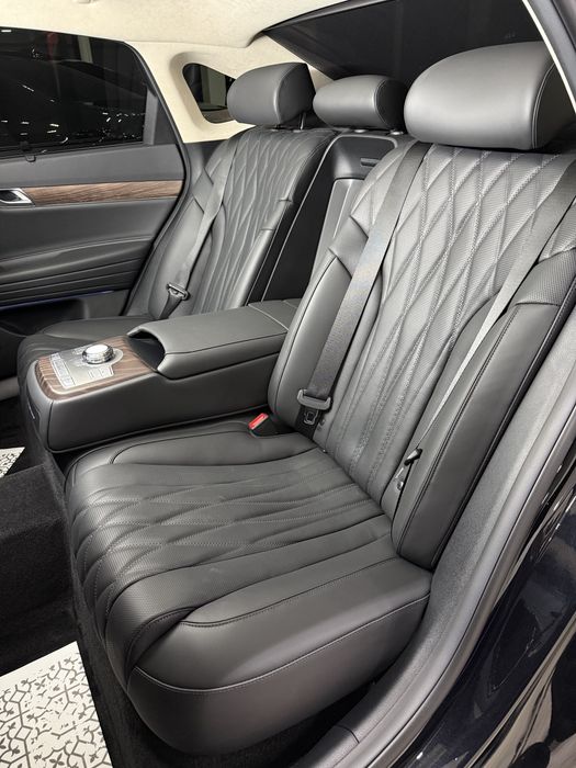 Genesis G80 4WD 2025