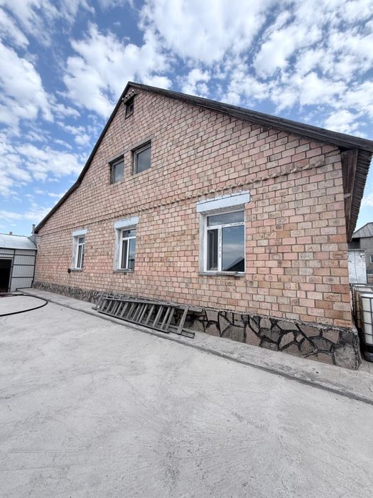Продается 2эт.дом по ул.Ю.Космонавтов