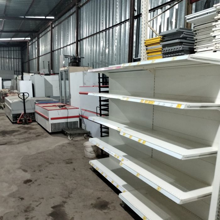 Стеллаж Витрина полька