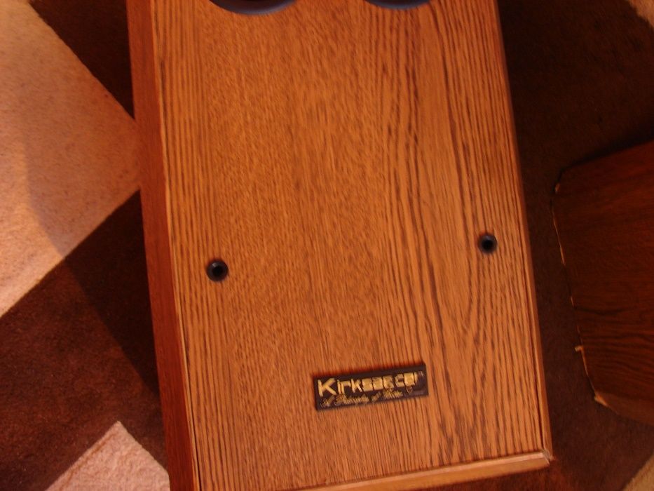 Boxe podea Kirksaeter Prisma 200