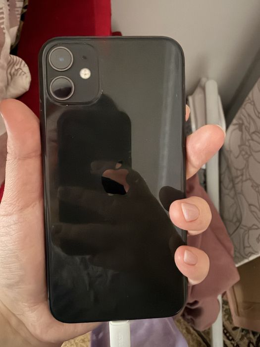 iPhone 11 продается 64gb