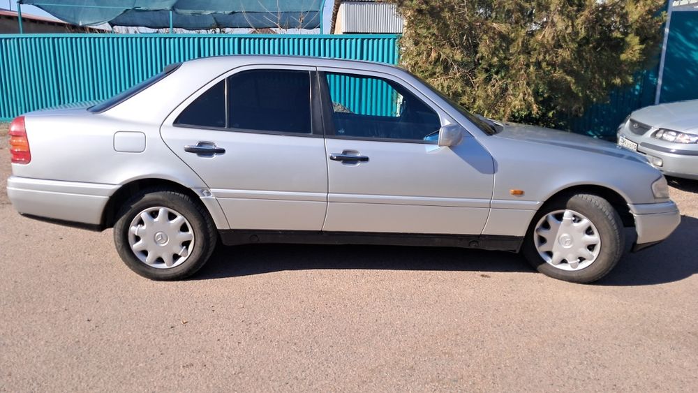 Мерседес в хорошем состоянии