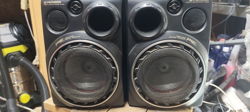 Продавам тонколони Pioneer S - P460
