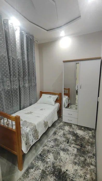 Аренда  здаётся метро чиланзар