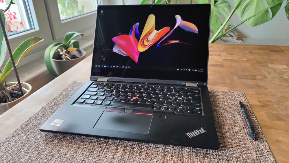 Lenovo ThinkPad L13 Yoga — отлично състояние, touchscreen + стилус
