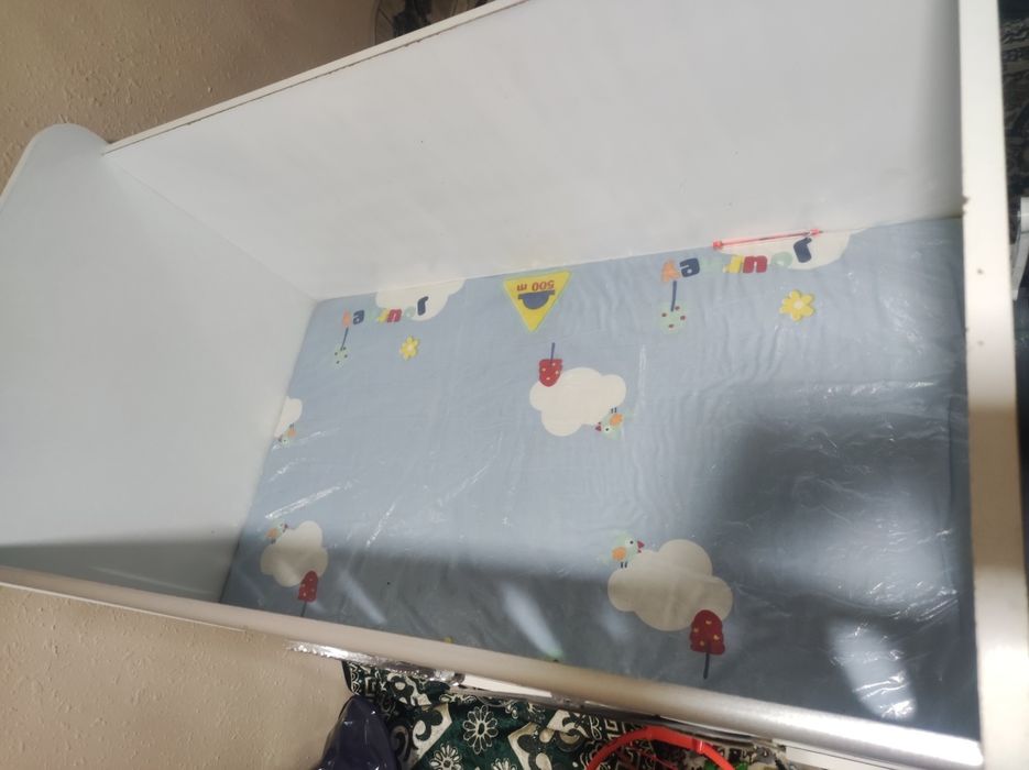 Bolalar mebeli sotiladi holati yangidey